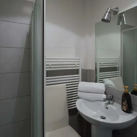Centro Citta Teatro Guest house *