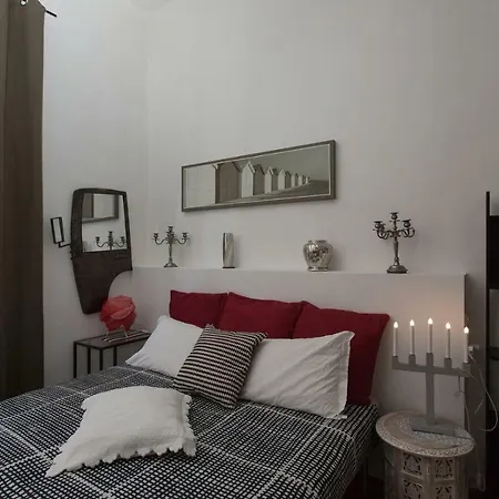 Centro Citta Teatro Guest house *
